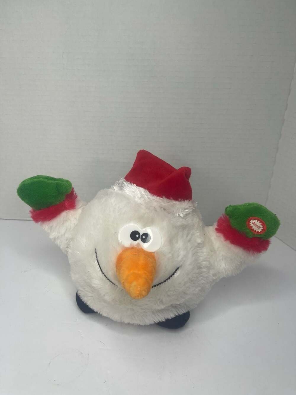 Kids of America Animated Plush Christmas Shaking Snowman Peppermint Twist Works